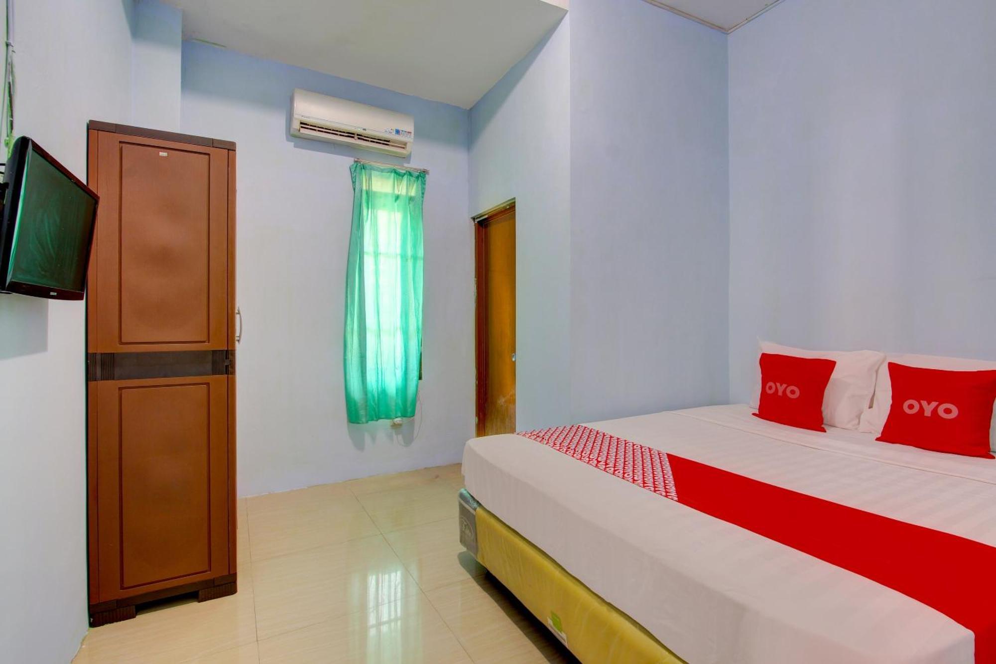 Super Oyo 93012 Griya Kencana Asri Syariah Lawean Экстерьер фото